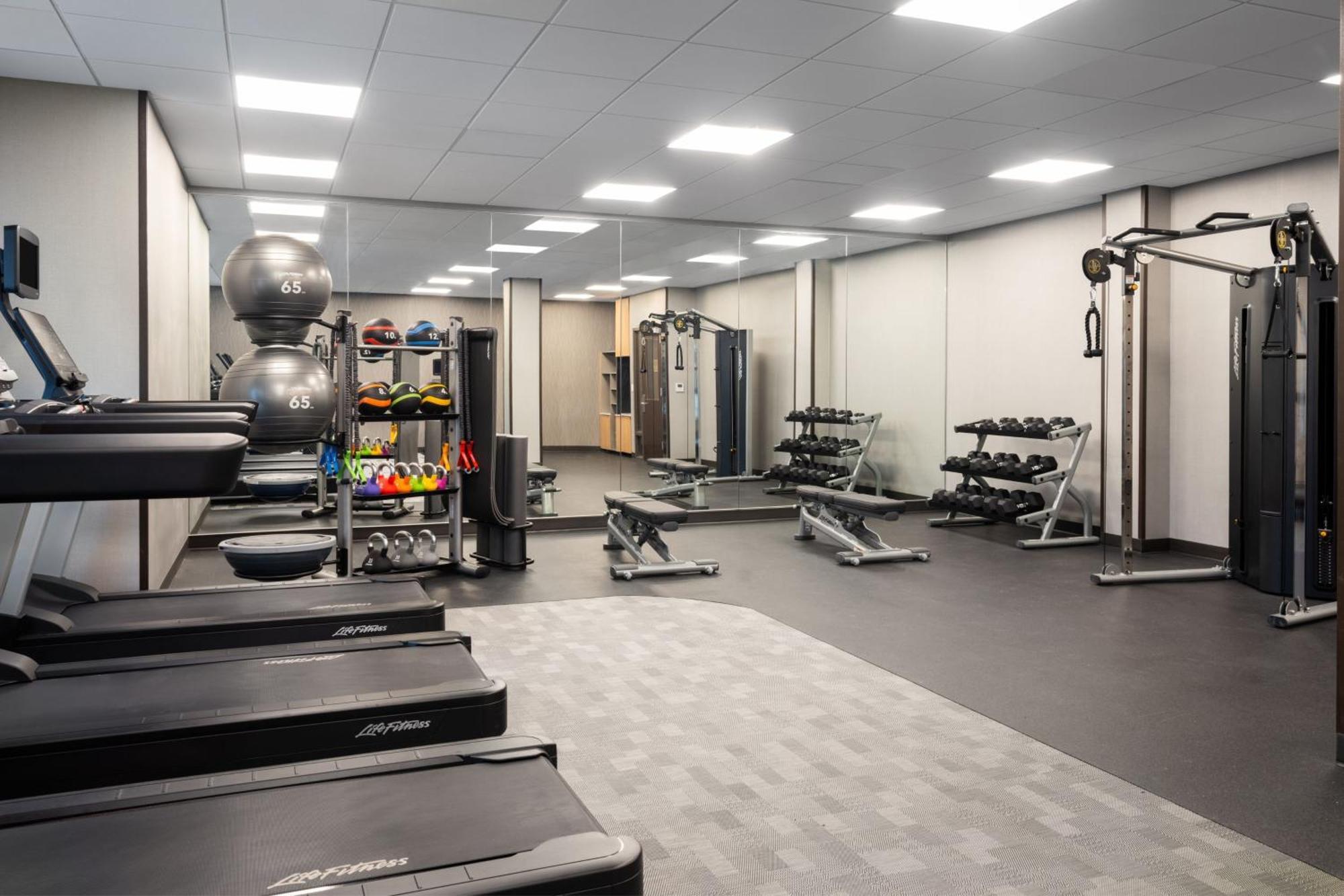 Отель Courtyard By Marriott Seattle Seatac Airport Экстерьер фото