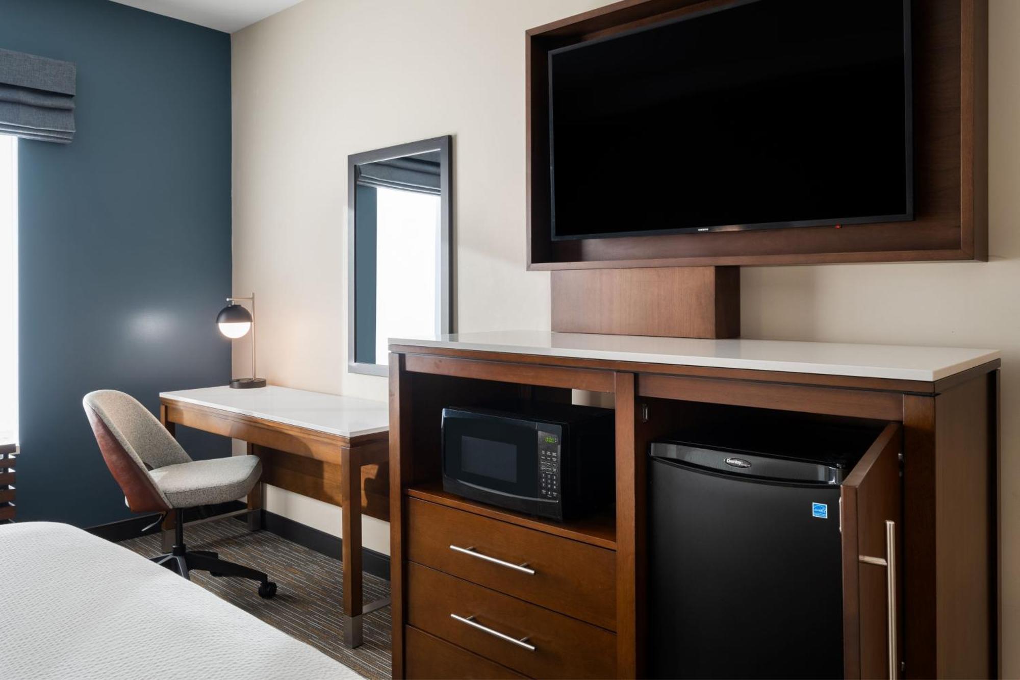 Отель Courtyard By Marriott Seattle Seatac Airport Экстерьер фото